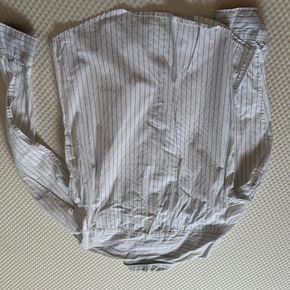 Men’s button-down size small - Picture 4 of 4